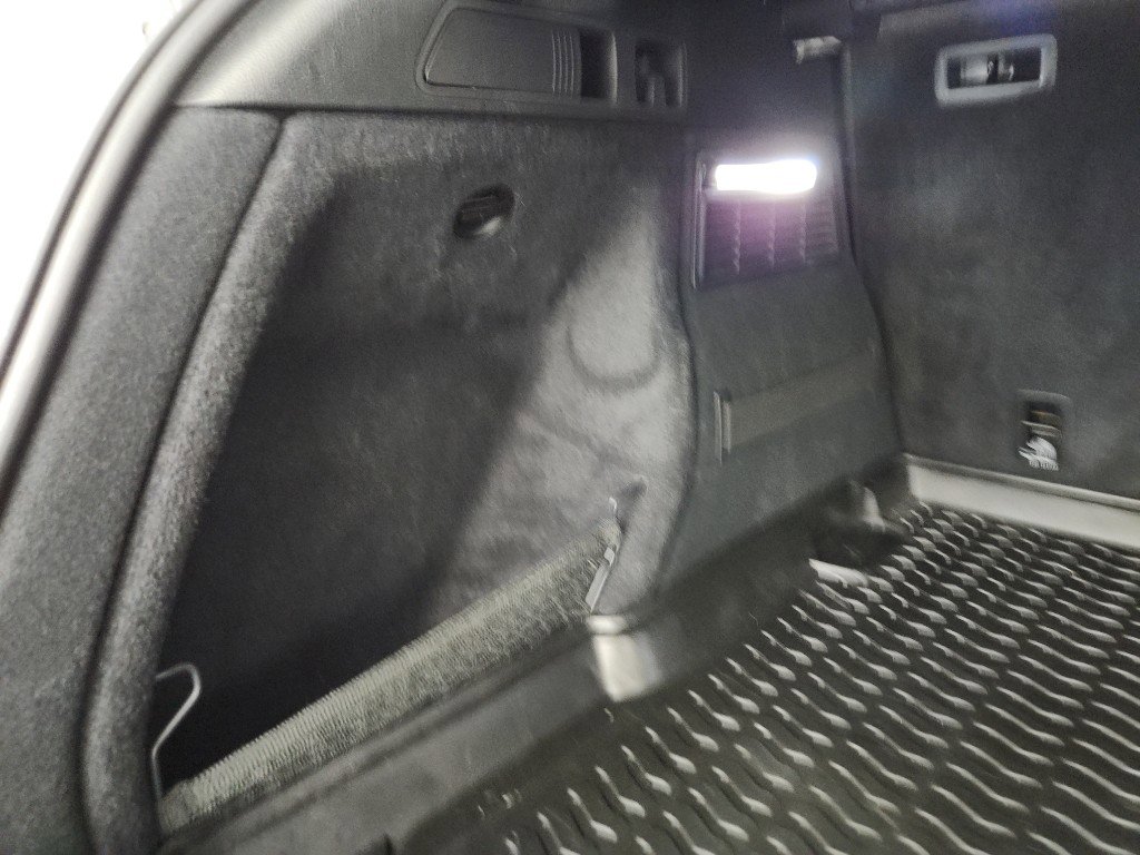 Used 2023 Audi Q5 2.0T Premium w/ Convenience Package image 39