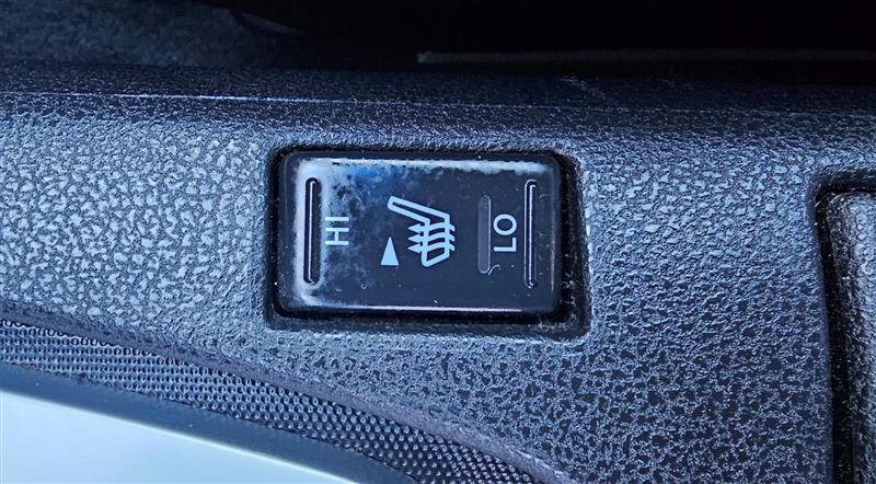 Used 2008 Nissan Altima 3.5 SE w/ Premium Pkg image 16