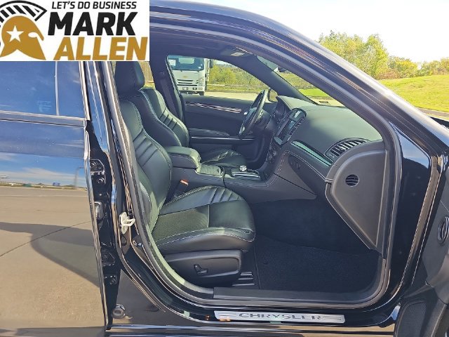 Used 2023 Chrysler 300 C RWD image 29