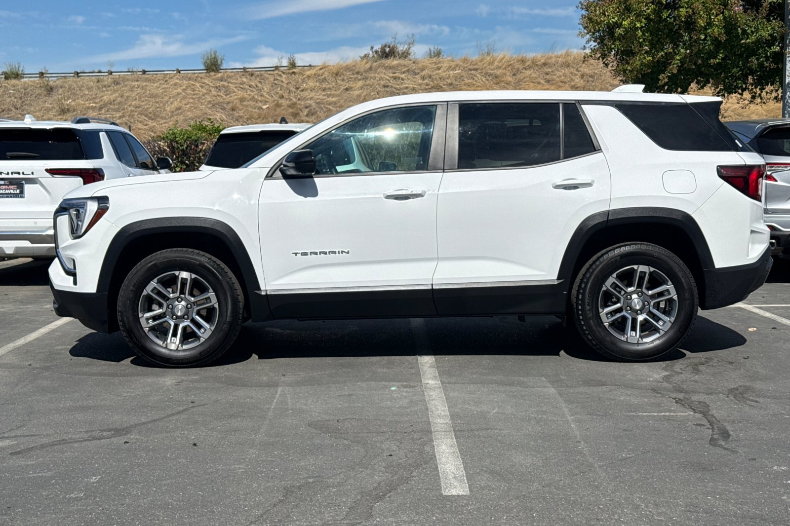 Used 2026 GMC Terrain Elevation w/ Technology Package II AWD/4WD image 8