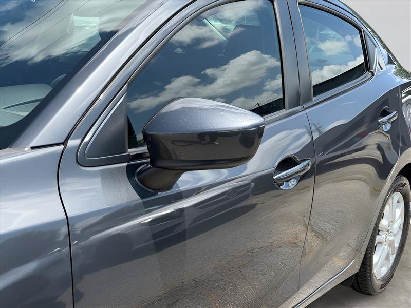 Used 2018 Toyota Yaris iA FWD image 7
