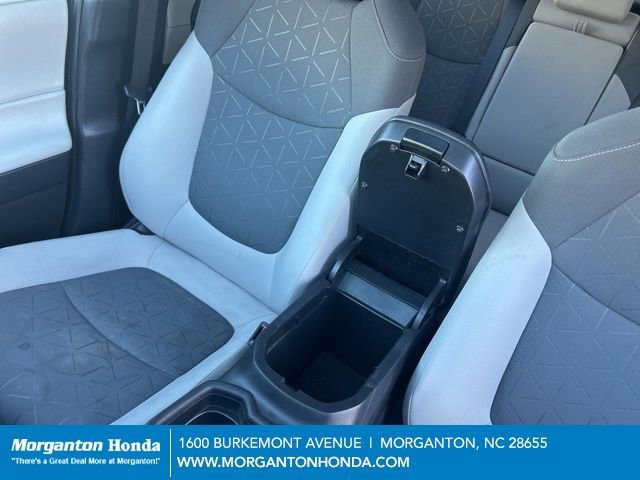 Used 2021 Toyota RAV4 XLE w/ Convenience Package image 27