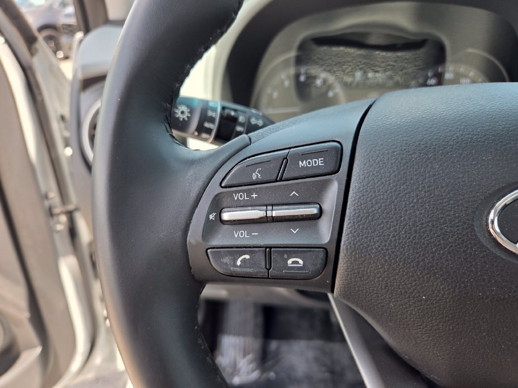 Used 2021 Hyundai Kona Ultimate FWD image 30