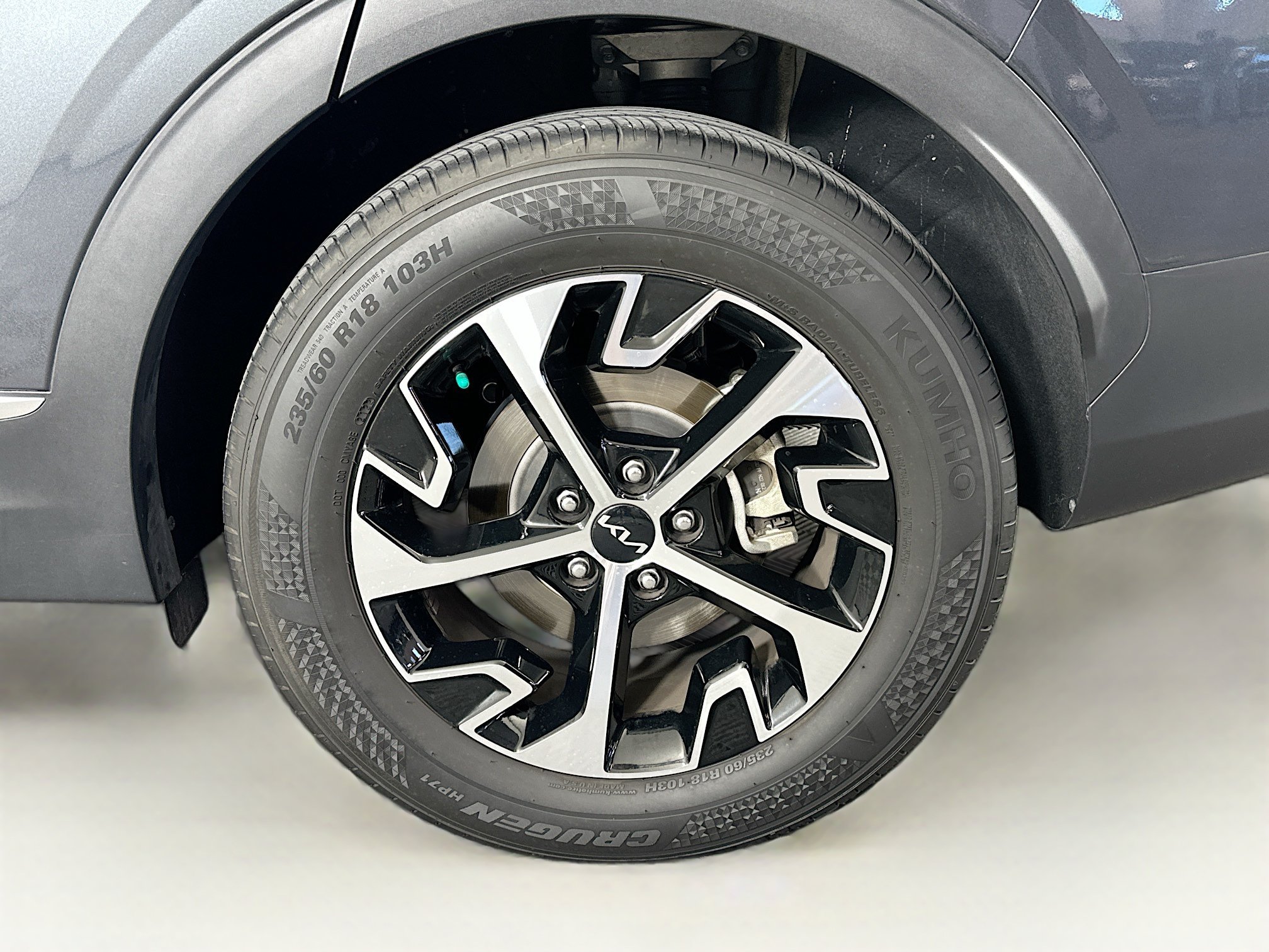 Used 2023 Kia Sportage EX AWD/4WD image 11