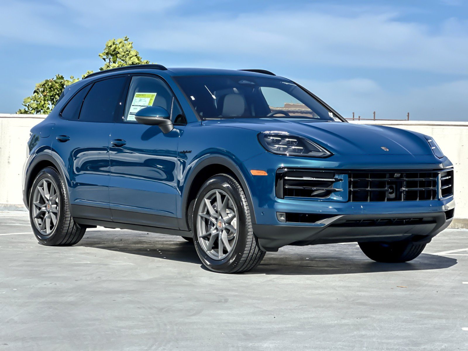 New 2026 Porsche Cayenne Coupe AWD/4WD image 10