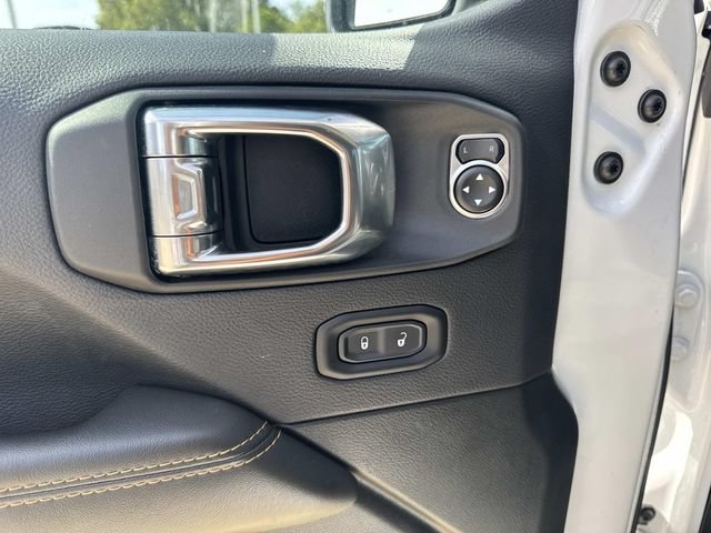 Certified 2025 Jeep Wrangler Unlimited Sahara AWD/4WD image 25