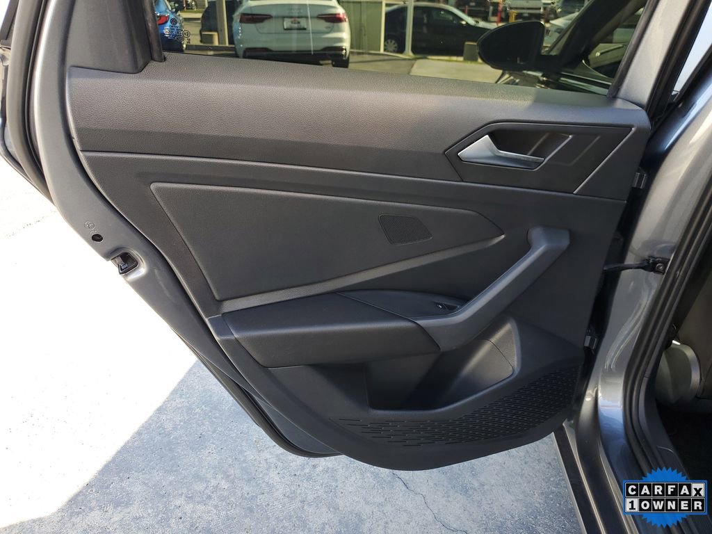 Used 2022 Volkswagen Jetta SEL image 15