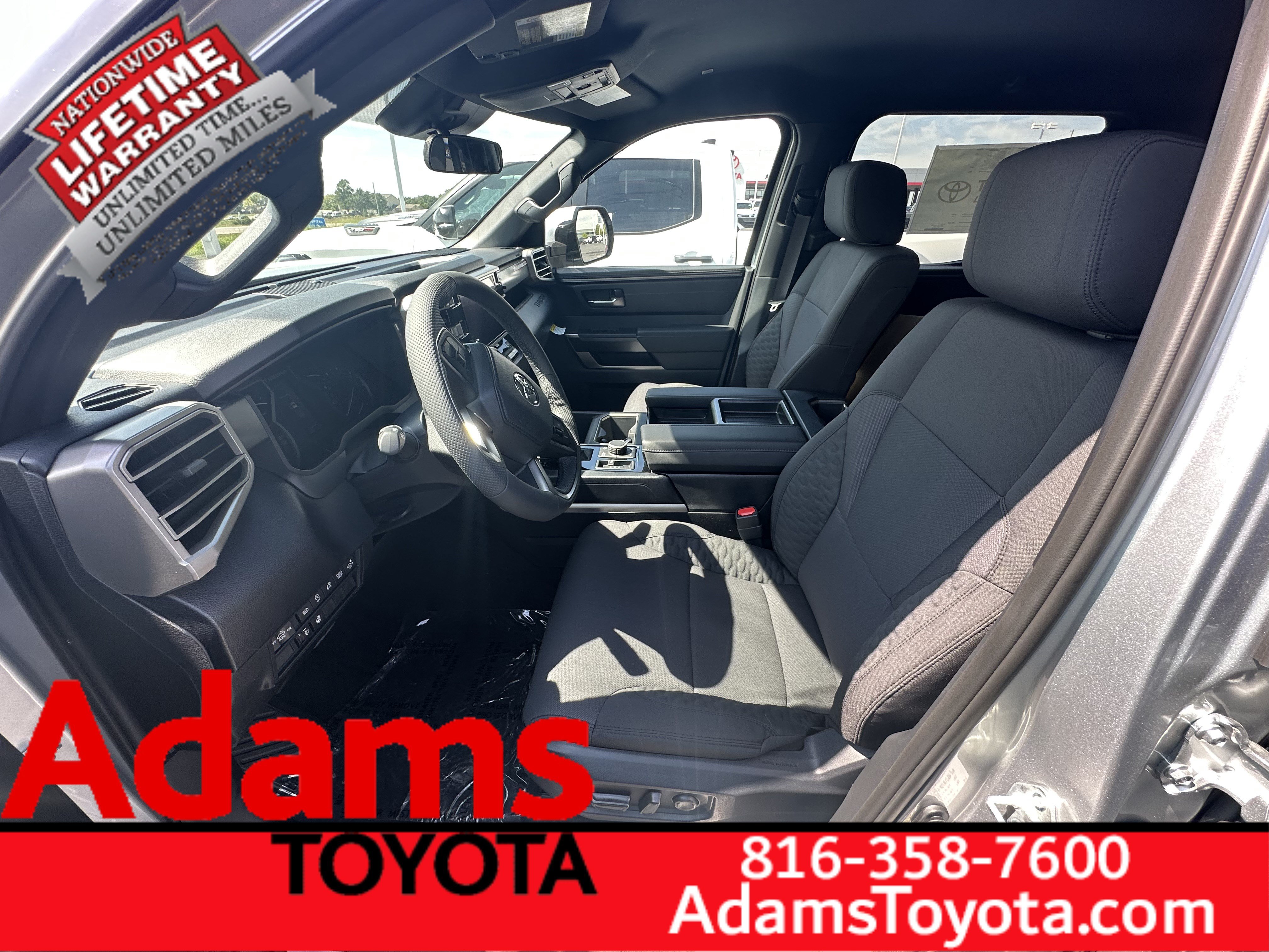 Used 2026 Toyota Tundra SR5 w/ TRD Off-Road Package AWD/4WD image 5