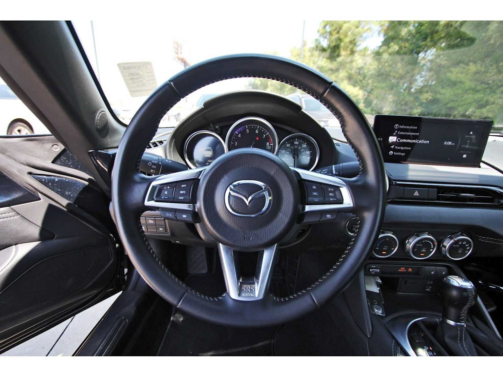 Used 2025 MAZDA MX-5 Miata RF Grand Touring RWD image 8