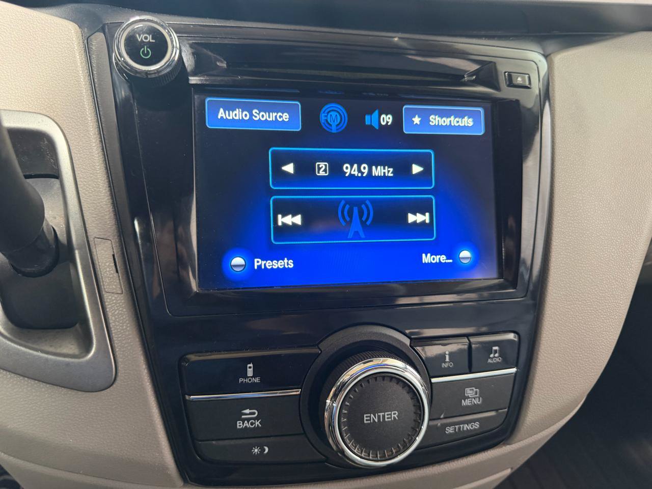 Used 2015 Honda Odyssey EX-L image 29