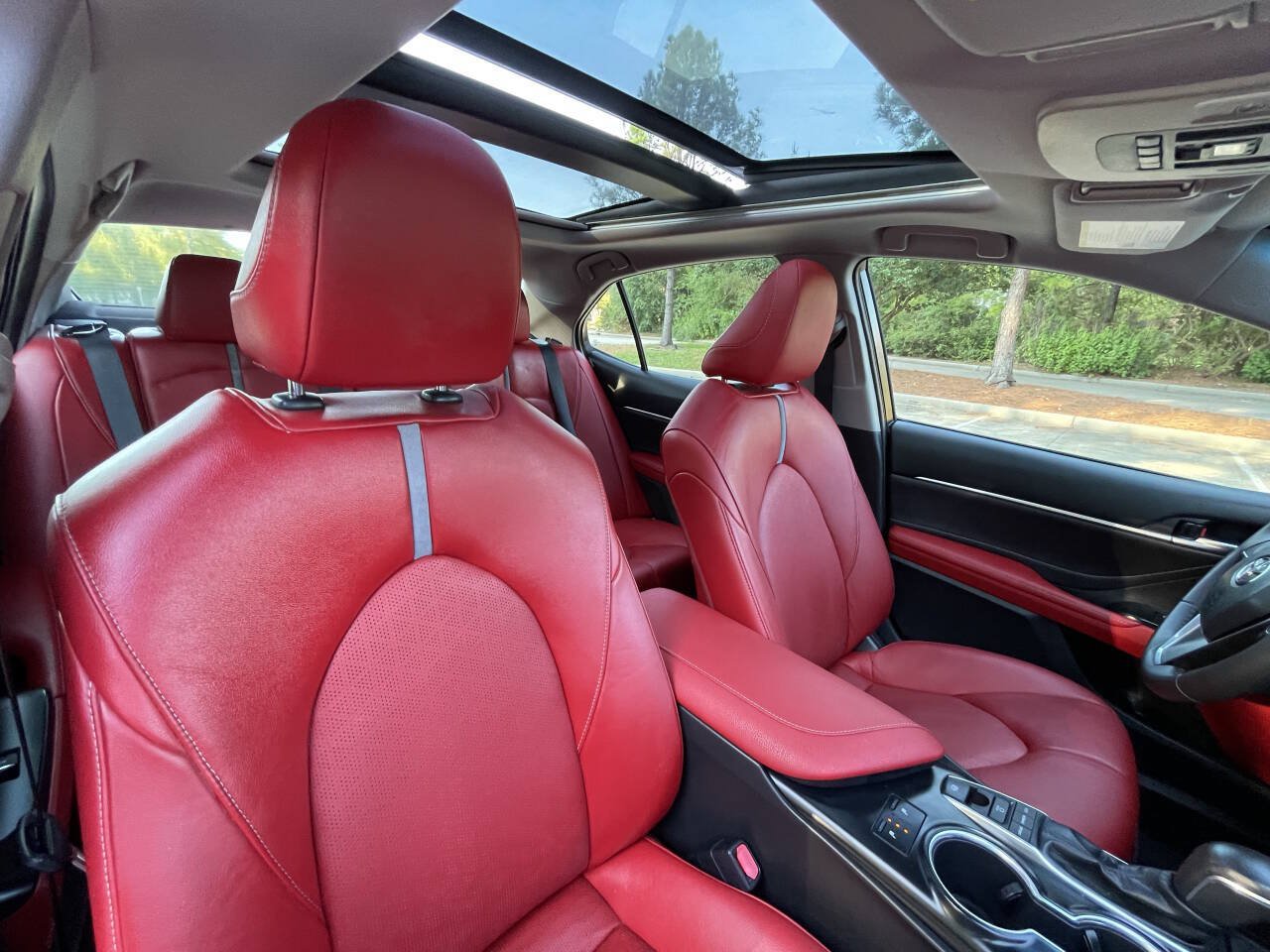 Used 2018 Toyota Camry XSE w/ Audio Package FWD image 25