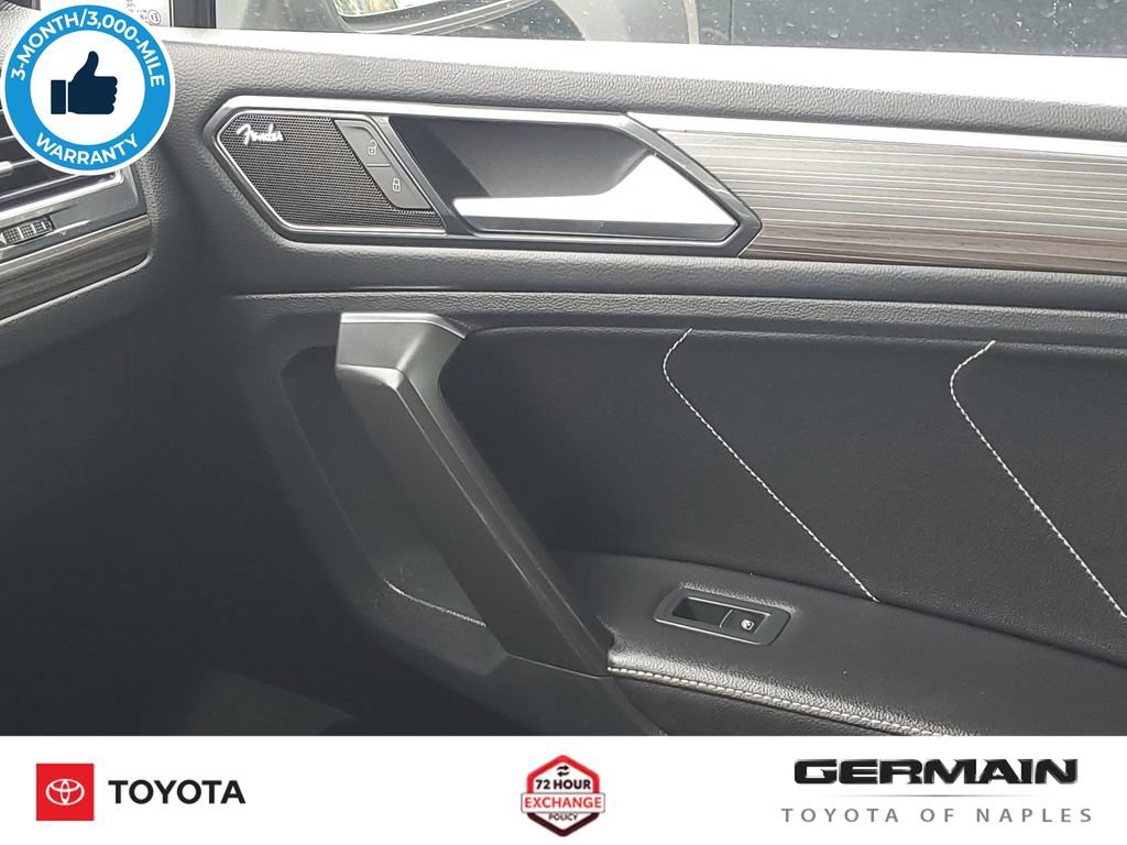 Used 2022 Volkswagen Tiguan SEL R-Line AWD/4WD image 27