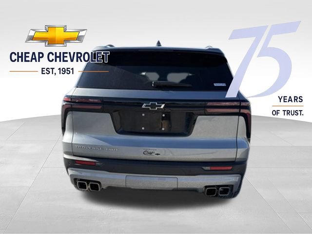 Used 2025 Chevrolet Traverse LT w/ Enhanced Driving Package AWD/4WD image 4