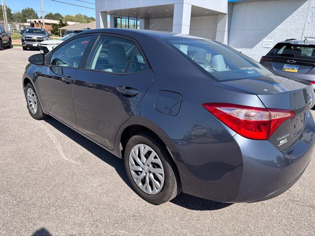 Used 2017 Toyota Corolla LE w/ Carpet Mat Package (TMS) FWD image 24