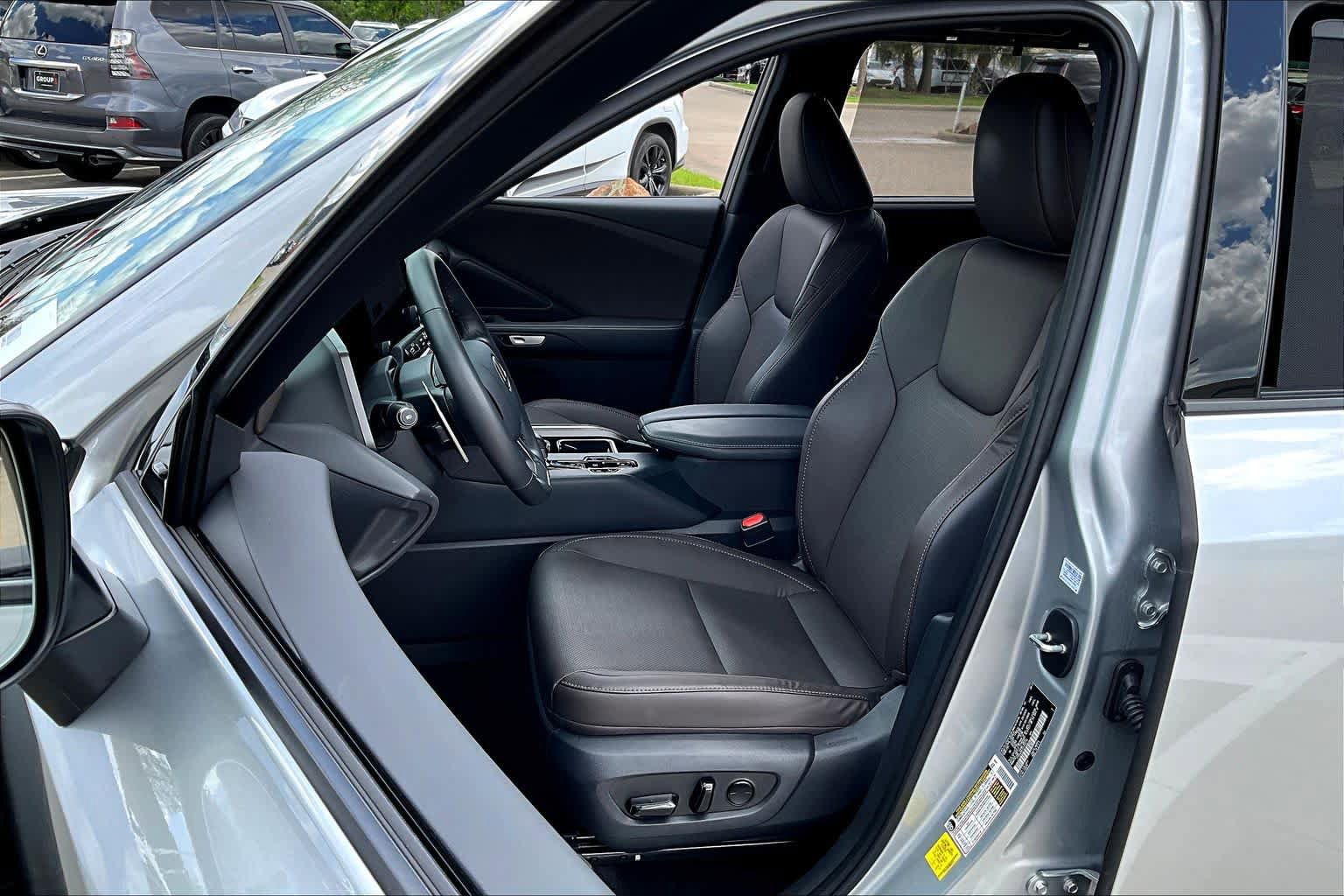 Used 2025 Lexus TX 350 AWD w/ Technology Package image 7