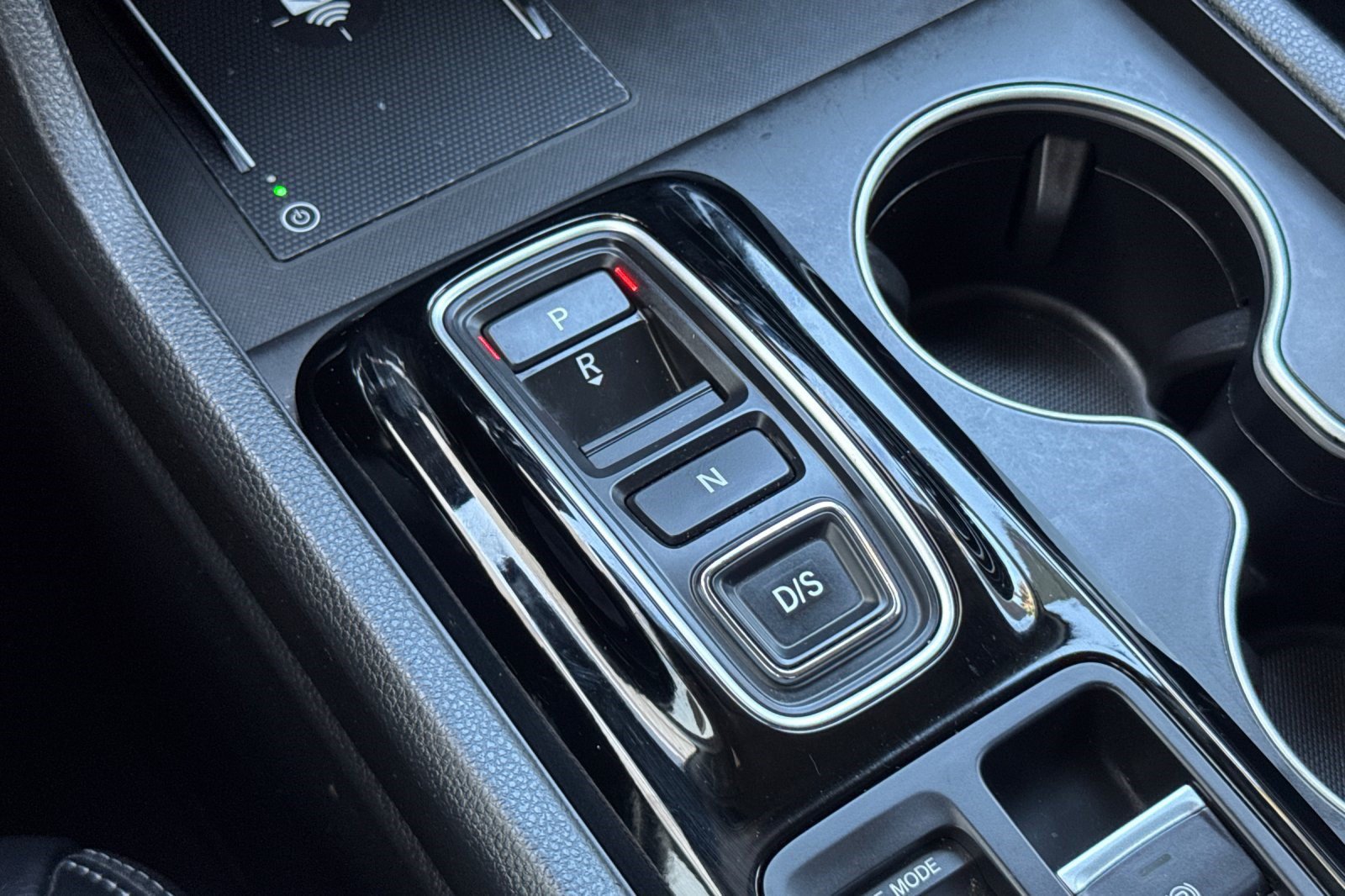 Certified 2025 Honda Pilot Touring image 18