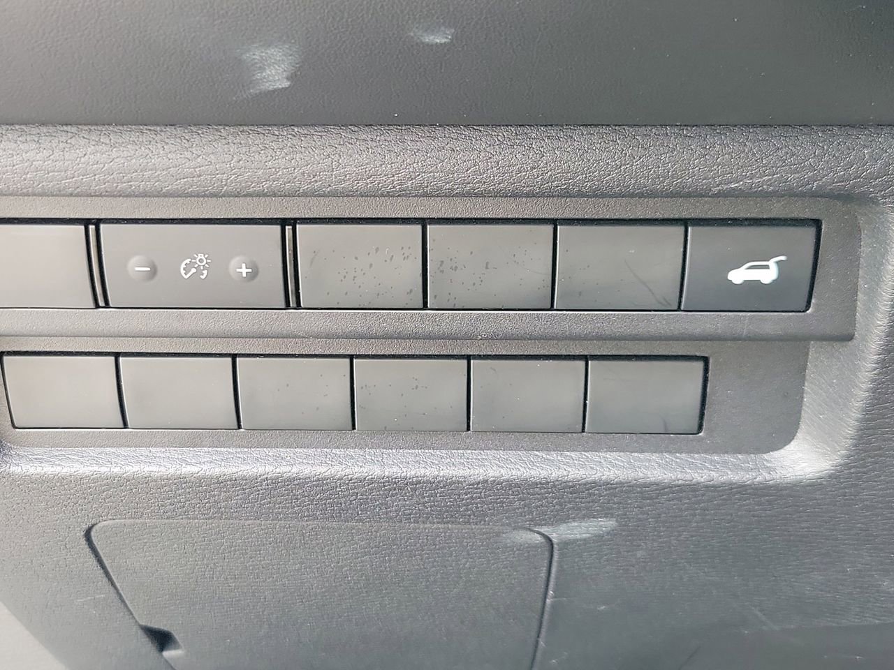 Used 2024 Mitsubishi Outlander SE image 31