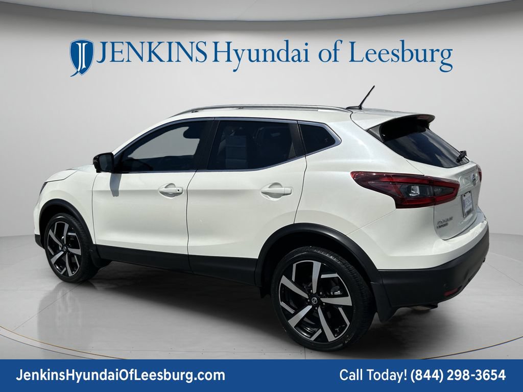 Used 2021 Nissan Rogue Sport SL w/ Premium Package FWD image 7