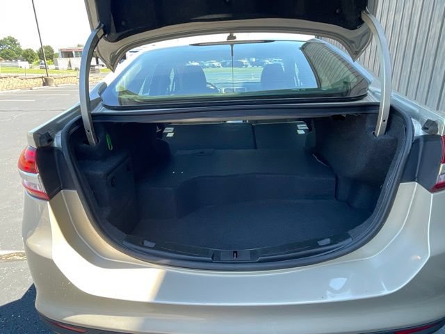 Used 2018 Ford Fusion S FWD image 55