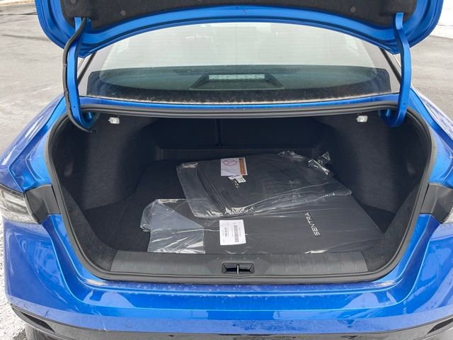 New 2026 Nissan Sentra SR w/ SR Premium Package image 8