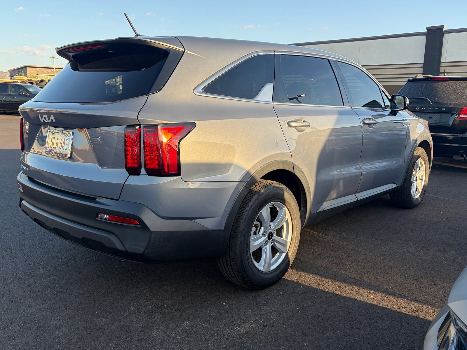 Certified 2023 Kia Sorento LX FWD image 3