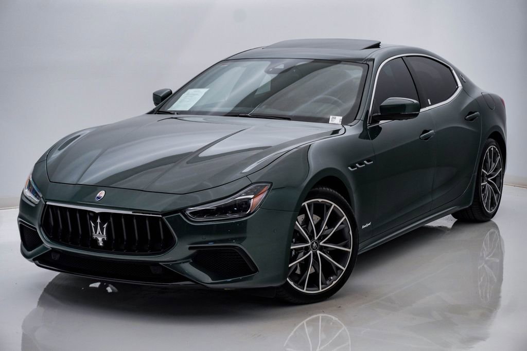 Used 2021 Maserati Ghibli S GranSport RWD image 3