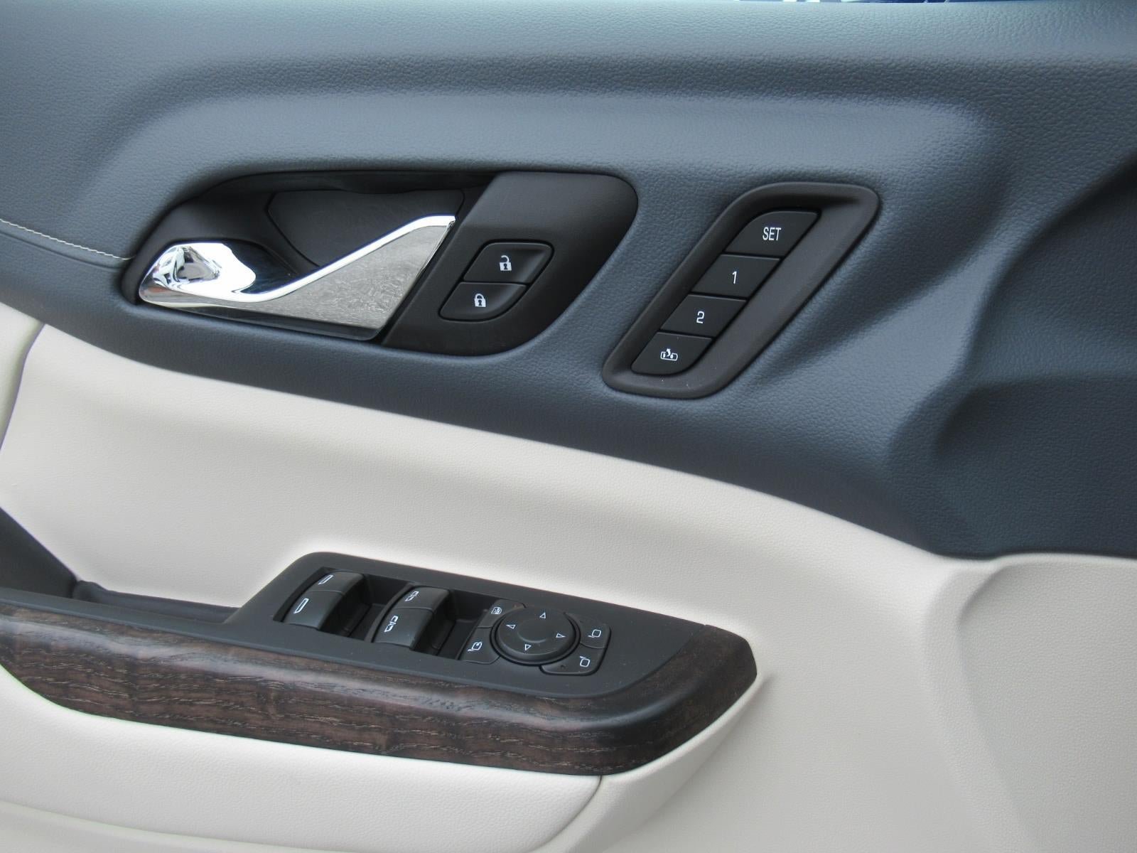 Used 2023 GMC Acadia Denali w/ Denali Ultimate Package FWD image 22