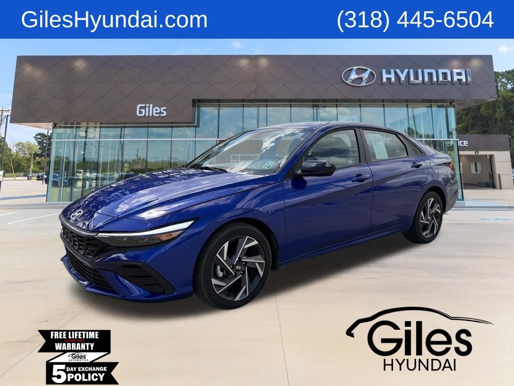 Certified 2025 Hyundai Elantra Sport FWD image 1