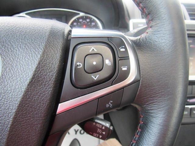 Used 2015 Toyota Camry XSE FWD image 27