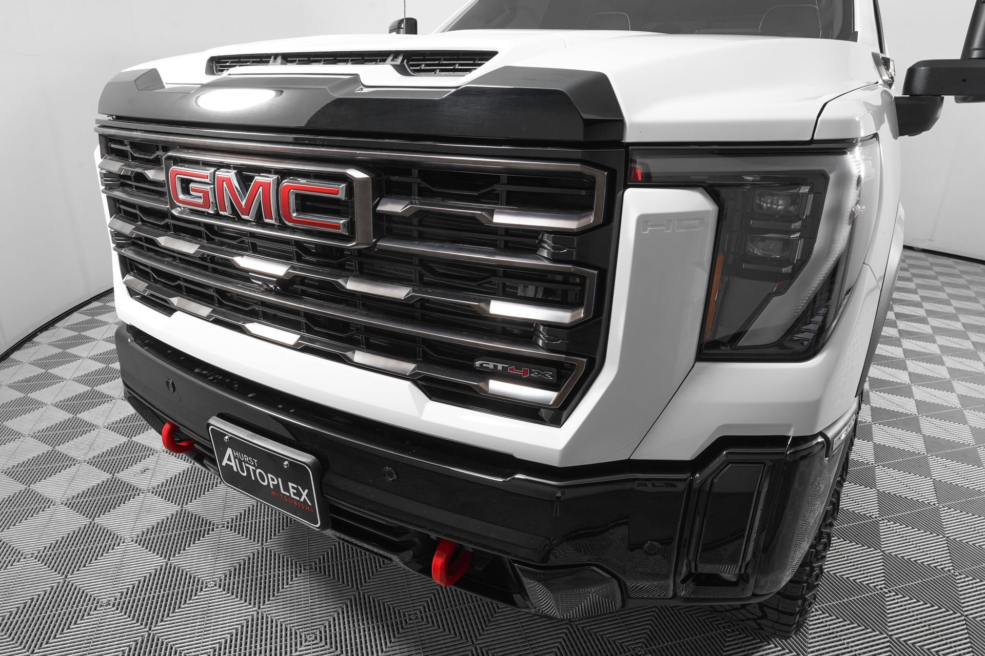 Used 2025 GMC Sierra 2500 AT4X AWD/4WD image 31