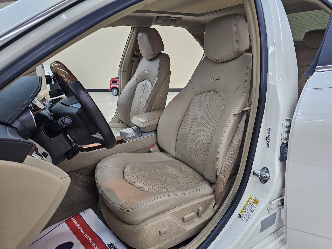 Used 2010 Cadillac CTS Luxury image 15