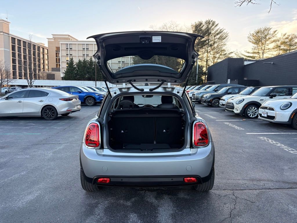 Used 2024 MINI Cooper SE image 14