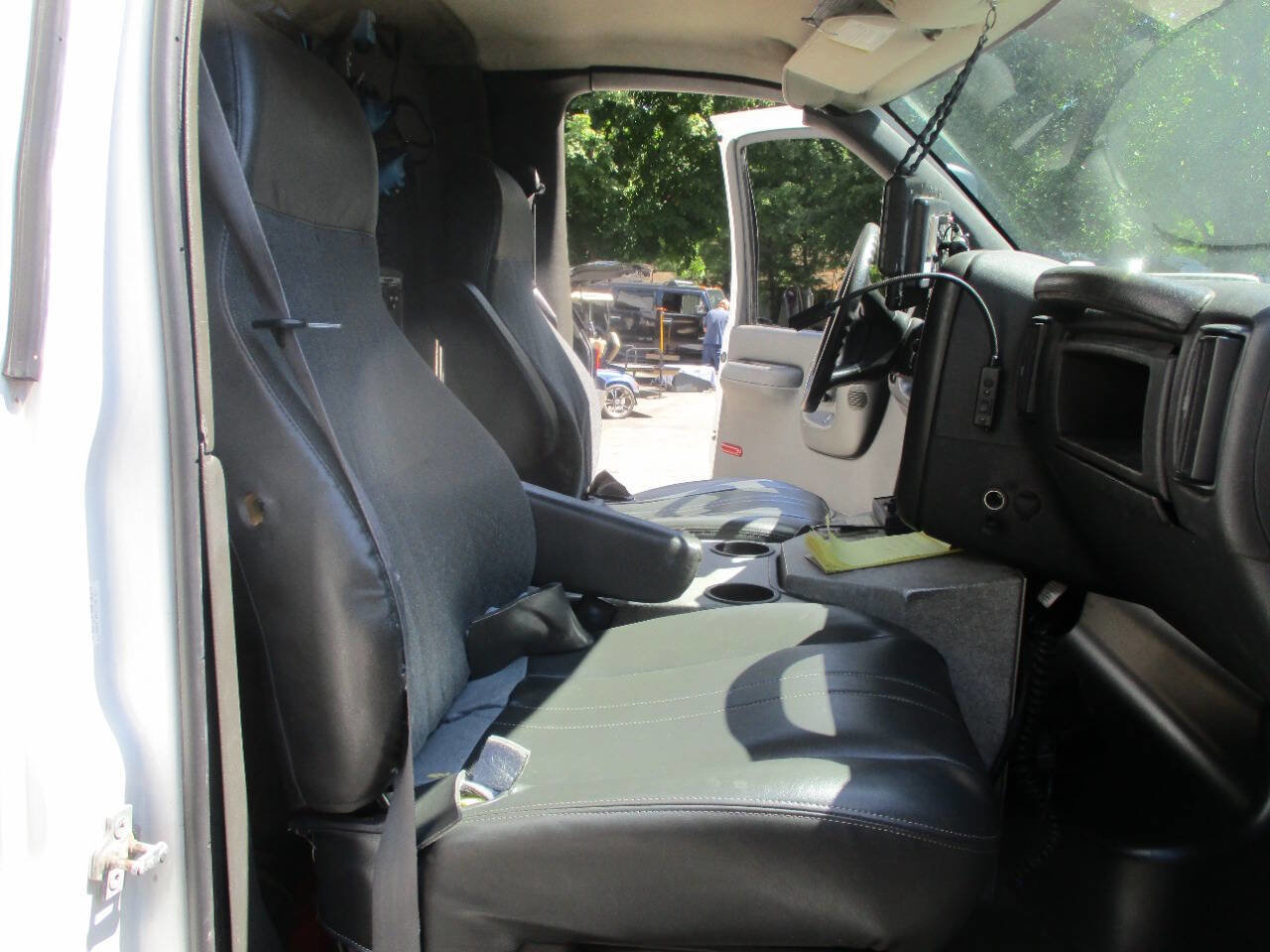 Used 2009 Chevrolet Kodiak C4500 2WD Regular Cab image 19