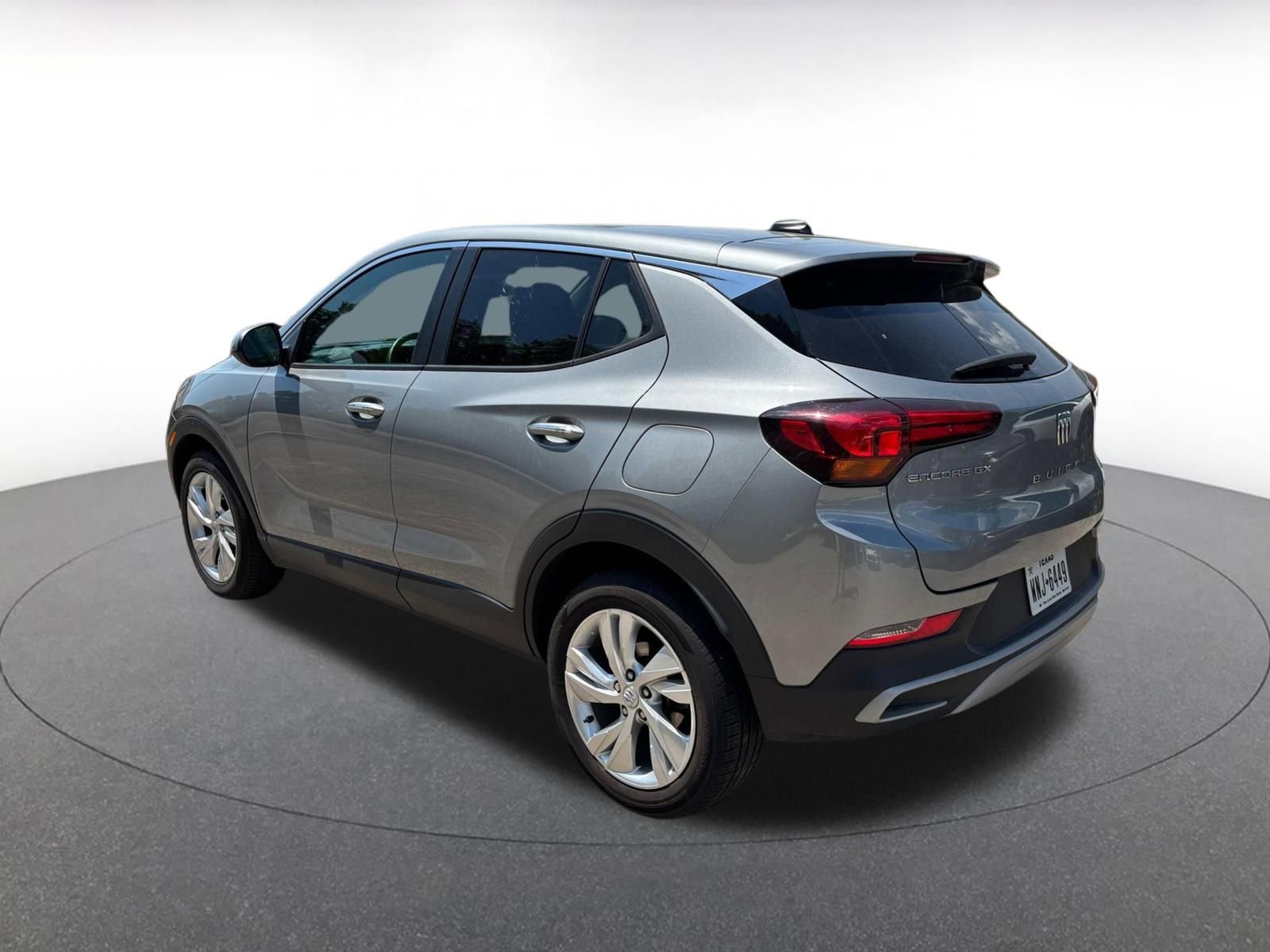 Used 2025 Buick Encore GX Preferred FWD image 5