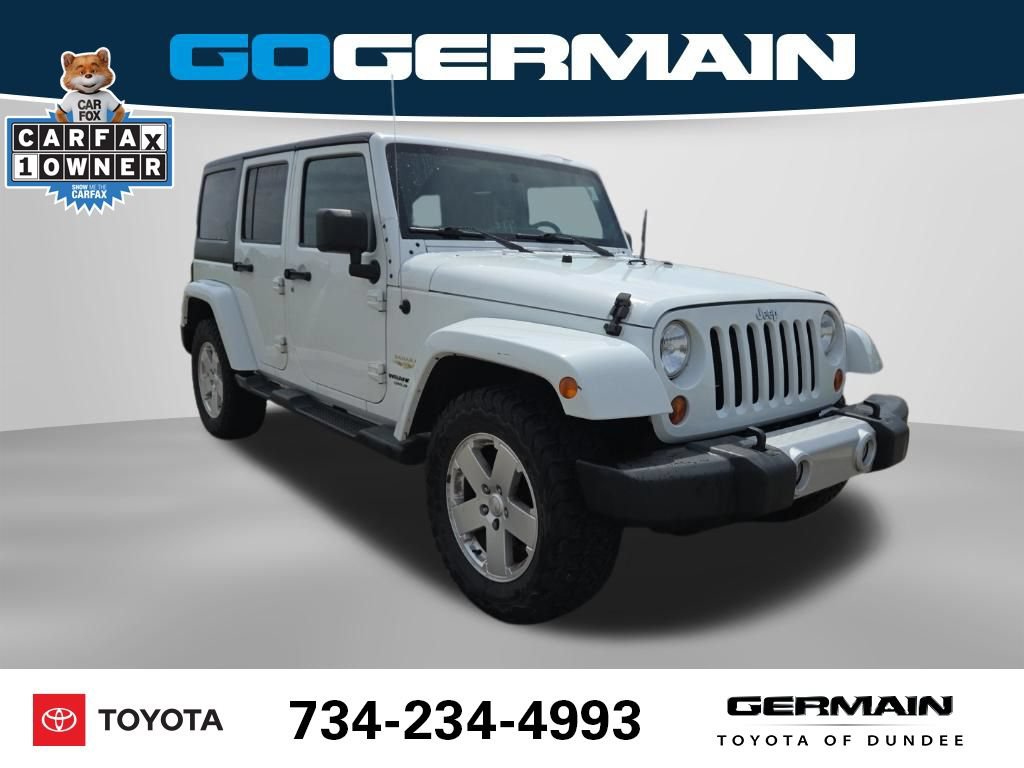 Used 2012 Jeep Wrangler Unlimited Sahara w/ Dual Top Group AWD/4WD image 4