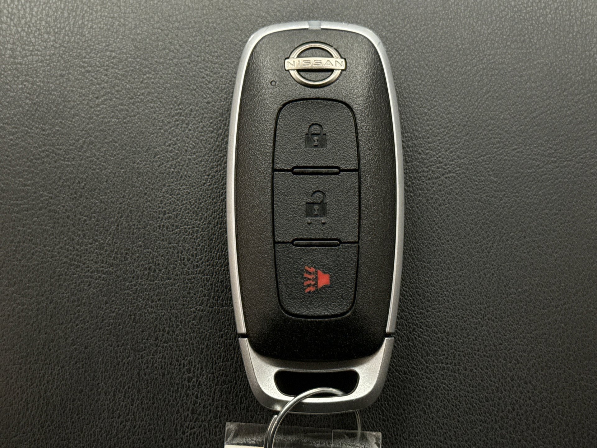 Used 2023 Nissan Ariya AWD image 23