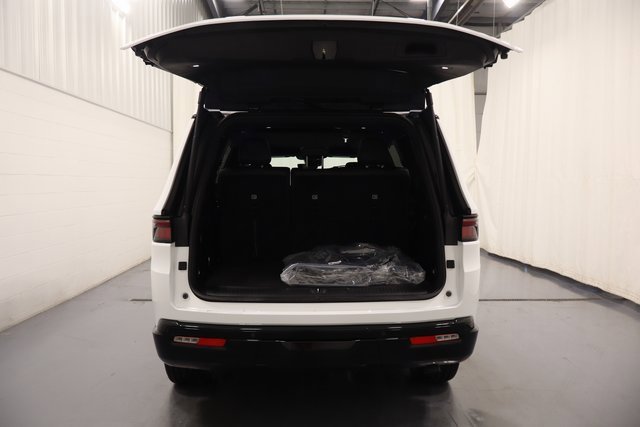 New 2025 Jeep Wagoneer Series II image 19