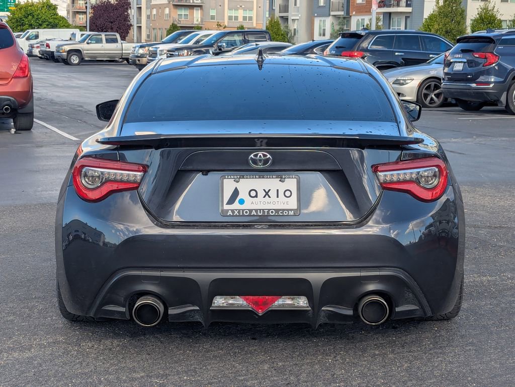 Used 2019 Toyota 86 RWD image 6