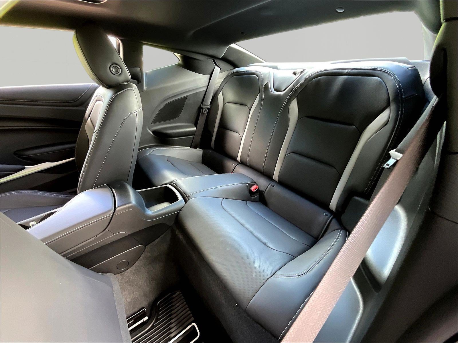 Used 2019 Chevrolet Camaro SS RWD image 20