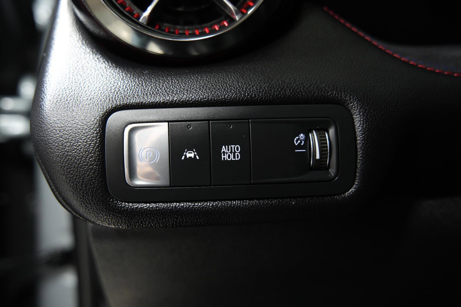 Used 2025 Chevrolet Blazer EV RS AWD/4WD image 31