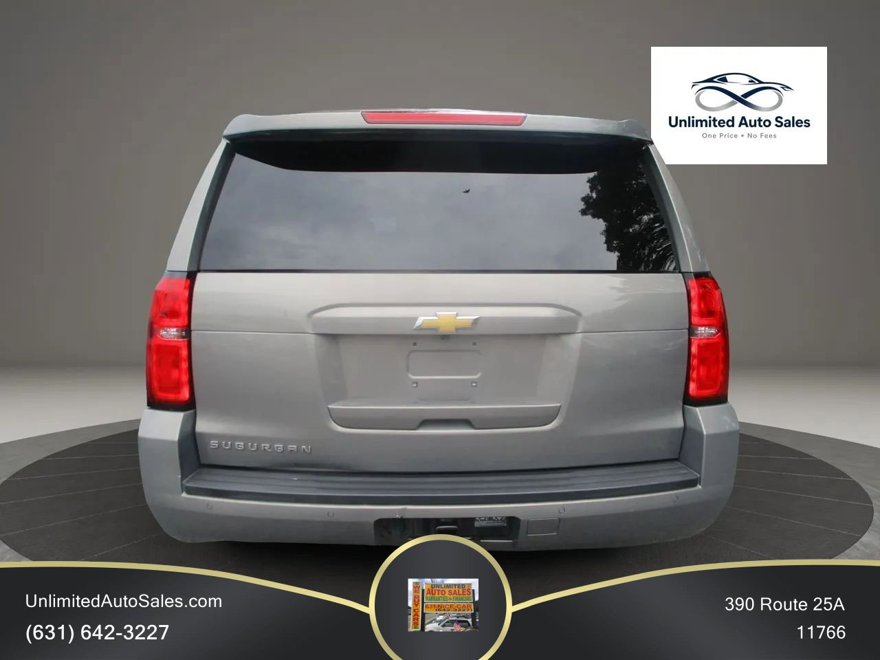Used 2018 Chevrolet Suburban LT AWD/4WD image 2