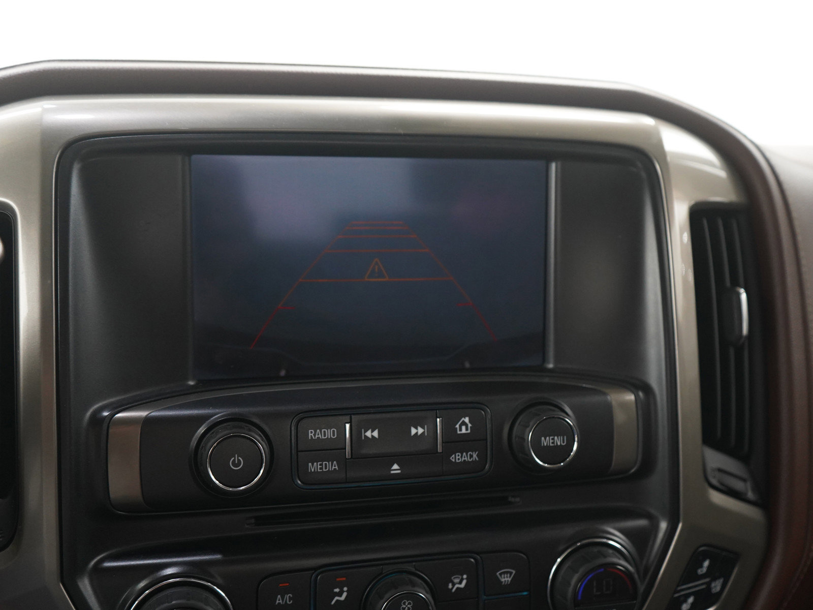 Used 2015 Chevrolet Silverado 2500 High Country w/ Duramax Plus Package AWD/4WD image 28