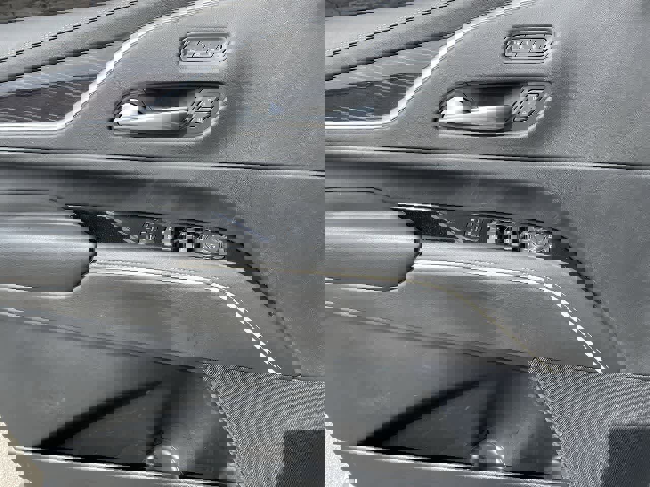 Used 2022 Cadillac Escalade Sport w/ Touring Package image 40