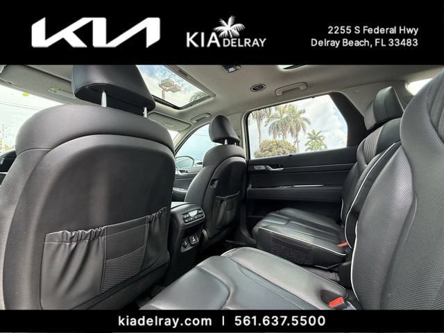 Used 2023 Hyundai Palisade Limited FWD image 15
