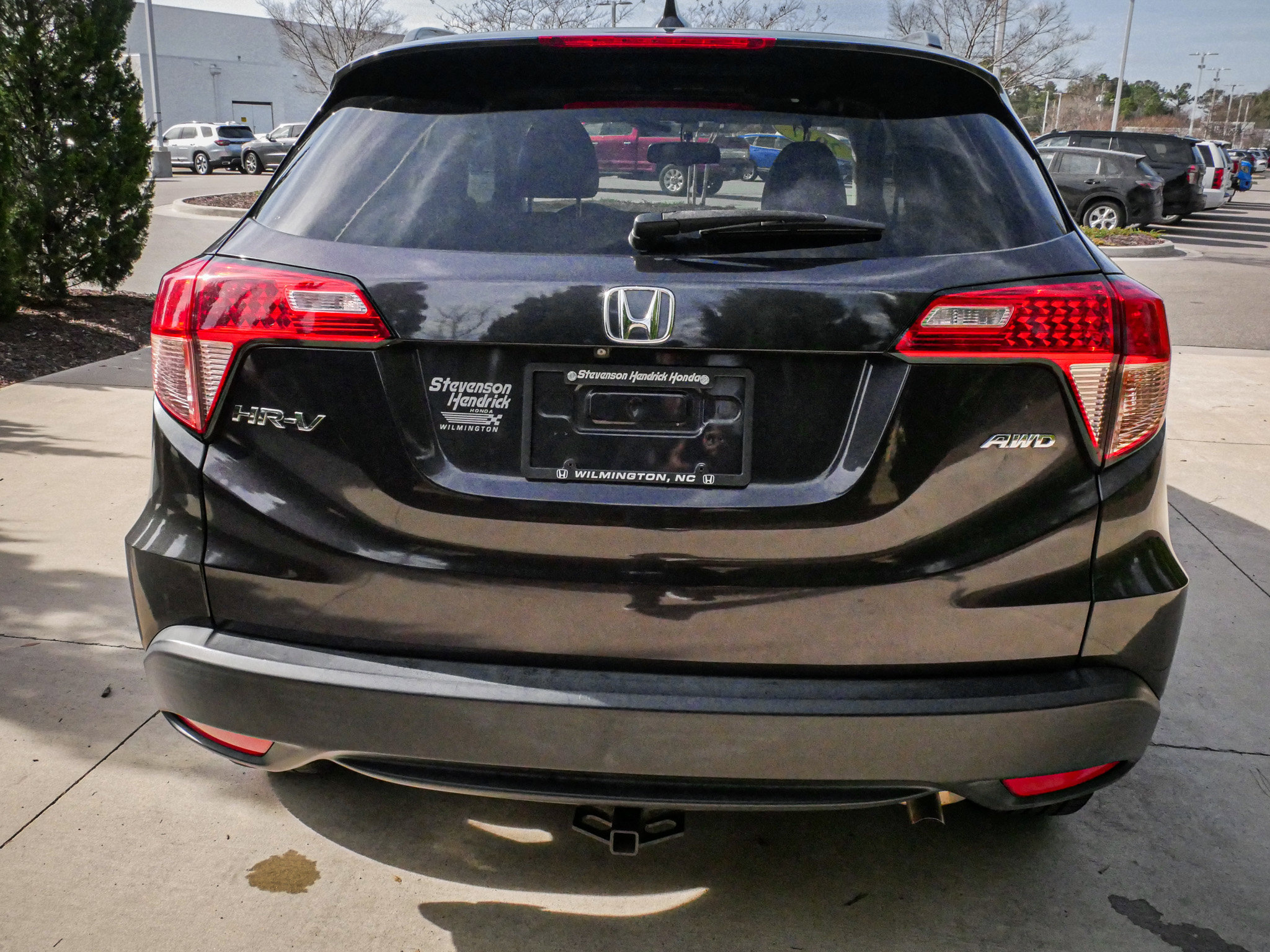 Used 2017 Honda HR-V EX-L image 9
