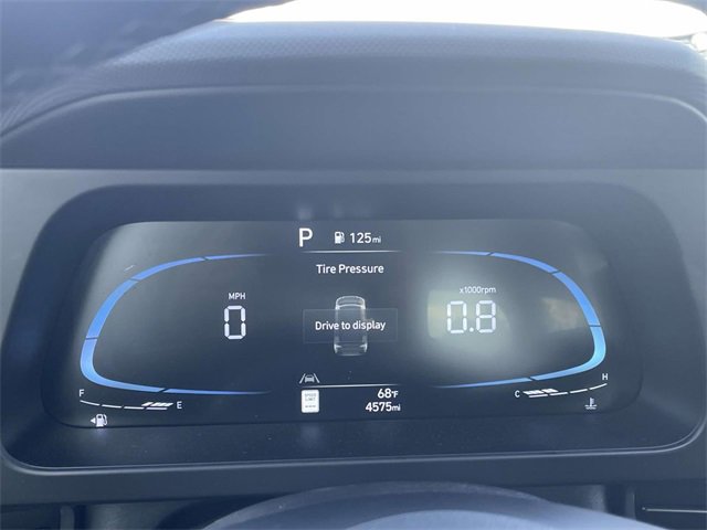 Certified 2025 Hyundai Elantra Sport image 15