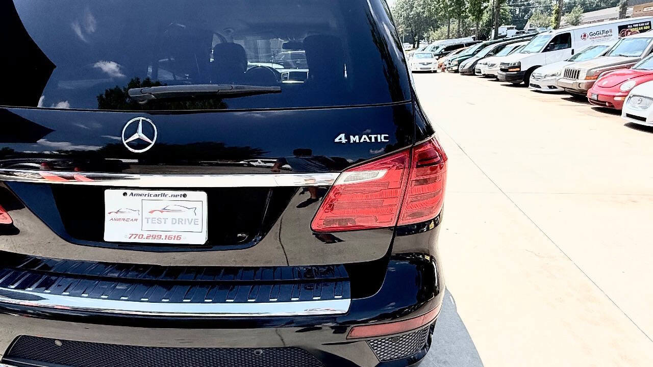 Used 2014 Mercedes-Benz GL 550 4MATIC image 19