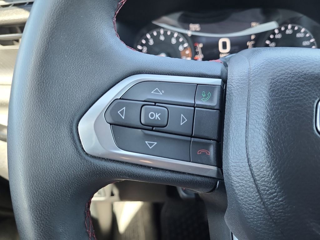 Used 2025 Jeep Compass Trailhawk image 26