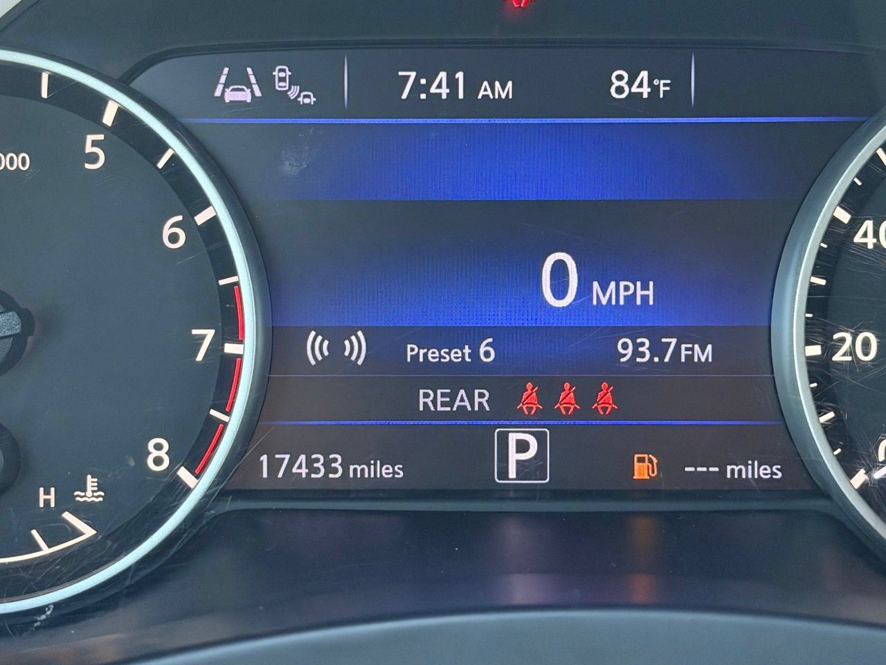 Certified 2024 Nissan Murano SV FWD image 17