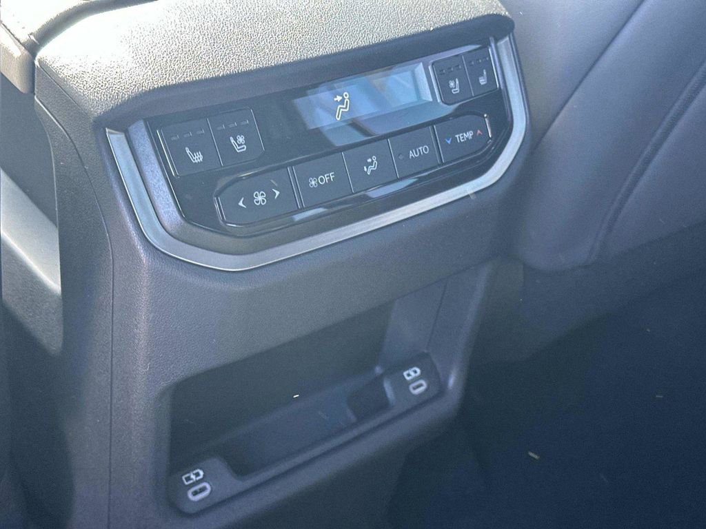 New 2026 Lexus TX 500h AWD image 17